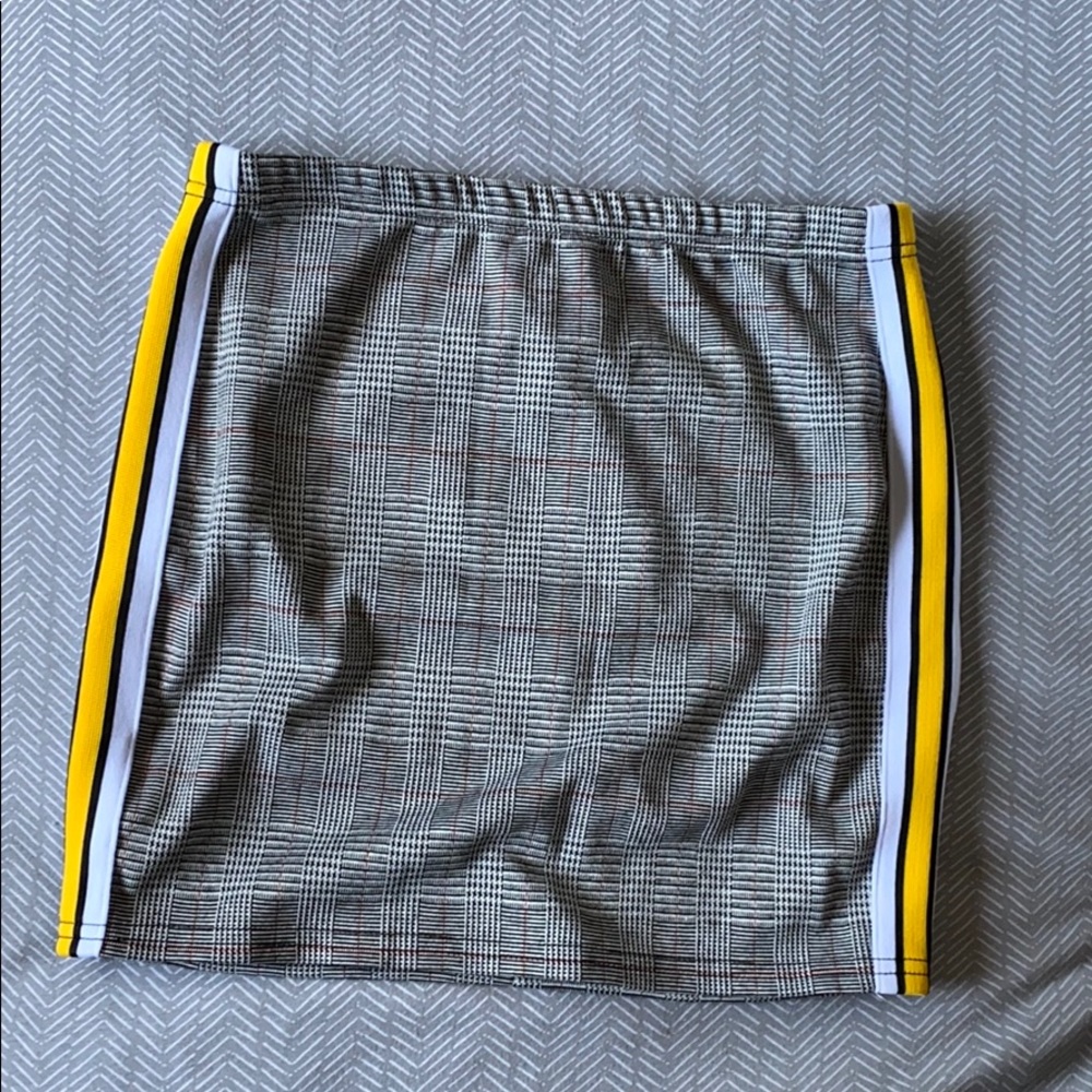 Plaid mini skirt